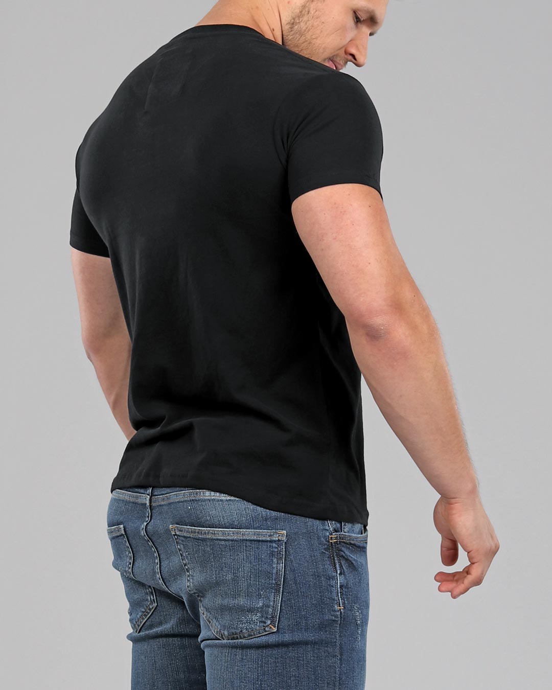 Men's Black V-Neck Fitted Plain T-Shirt | Muscle Fit Basics
